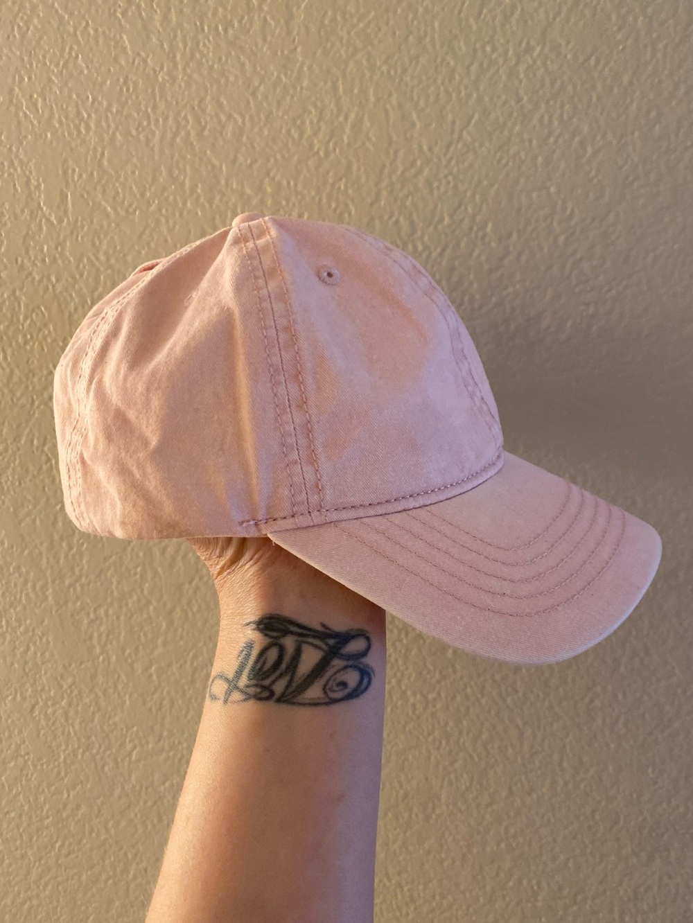 EVOLVE Pale Pink Cap ponytail concealed opening